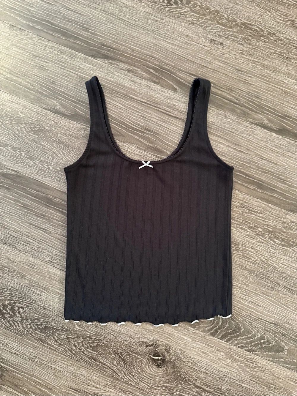Abercrombie & Fitch Black Tank White Bow